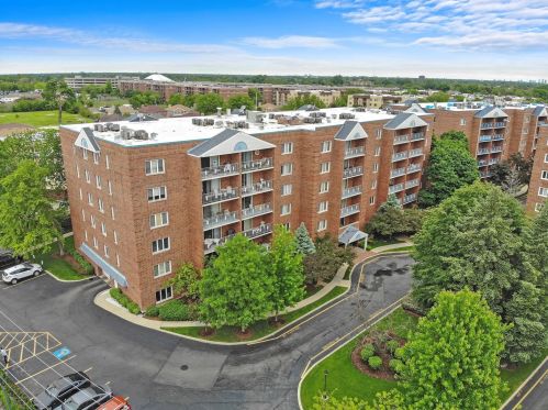 6540 Irving Park Rd, Chicago IL 60634-2460 exterior