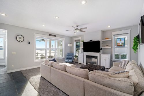 1234 Eagle Lk Dr, Kalamazoo MI 49009-8429 exterior