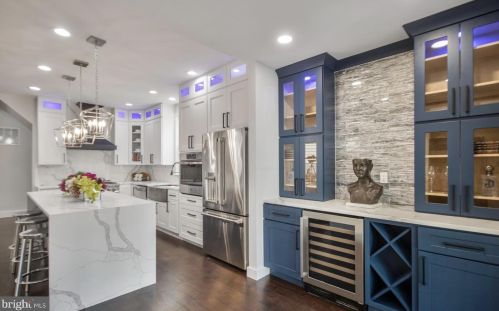 2911 17th St, Washington DC  20018-1825 exterior