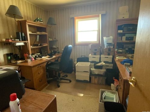 19 Gardenia Dr, Commack NY 11725-4109 exterior