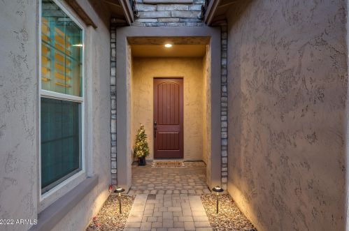 22421 30th St, Phoenix, AZ 85050-4405