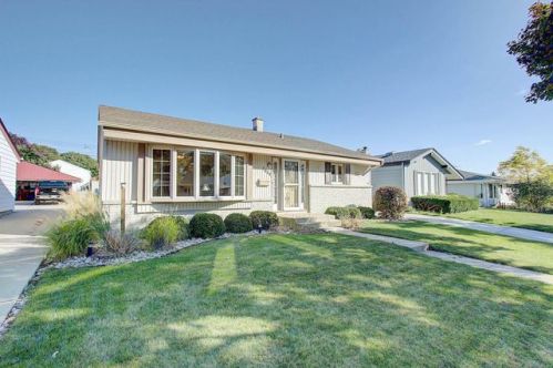 3600 95, Milwaukee WI  53228-1407 exterior