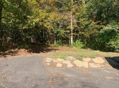 14 Reed St, Vernon CT 06066-3728 exterior