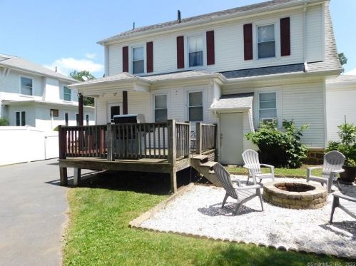 37 Harding St, New Britain CT 06052-1608 exterior