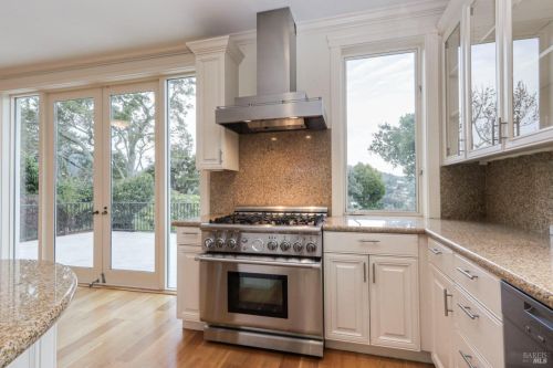 265 Molino Ave, Mill Valley CA 94941-2797 exterior