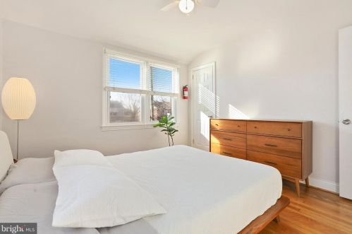 209 62nd St, Washington DC  20019-7933 exterior