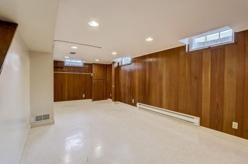 4318 Alpine Ave, Milwaukee WI  53211-1411 exterior