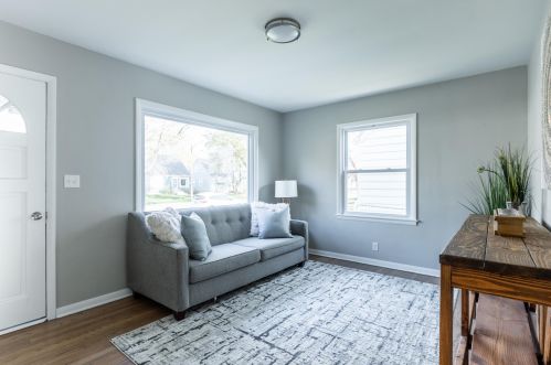 3429 89th St, Milwaukee, WI 53222-3650