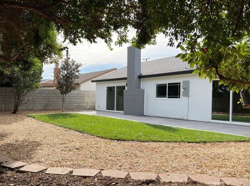 1401 Garland Ave, Tustin CA  92780-3821 exterior