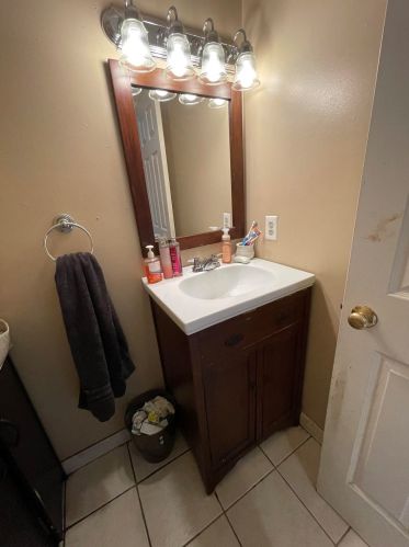 80 Modena Dr, Concord NH 03303-1553 exterior