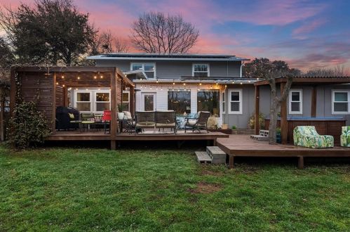 2409 Comburg Castle Way, Austin TX 78748-5259 exterior