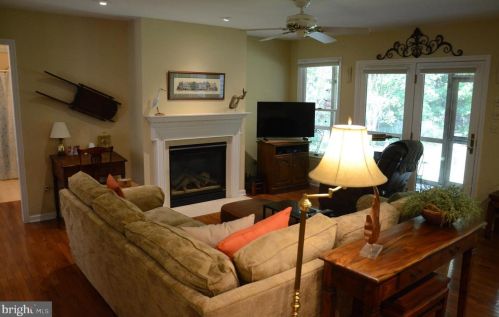 219 Tyler Ave, Saint Michaels MD 21663-2639 exterior