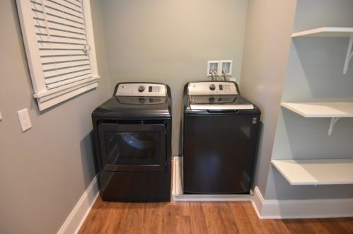 442 Fairmount St, Pittsburgh PA 15206-2825 exterior