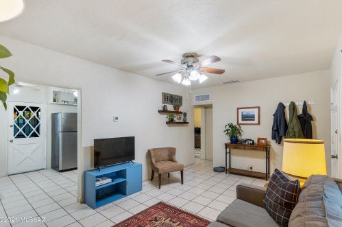 1126 Glenn St, Tucson AZ  85705-4026 exterior