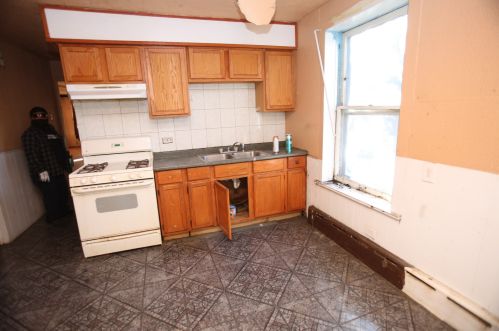 2240 Mason Ave, Chicago IL 60630-1912 exterior