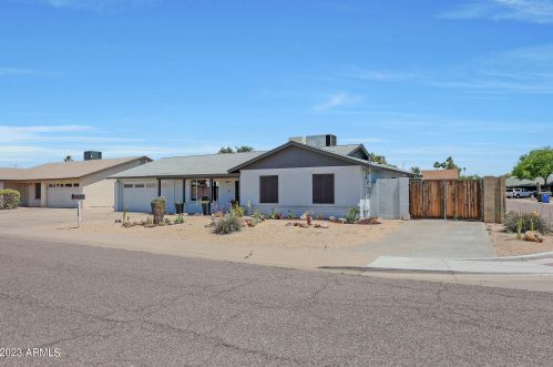 18811 12th Ave, Phoenix AZ  85027-5514 exterior