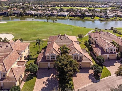 5975 Trophy Dr, Naples, FL 34110-7310