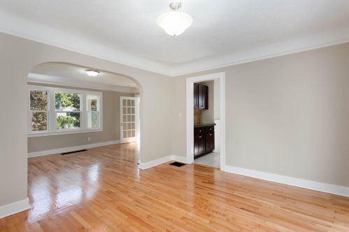 818 Dickinson St, Grand Rapids MI 49507-2042 exterior