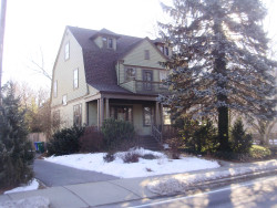 558 Grove St, Newton, MA 02462-1412