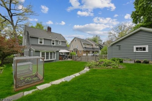 54 Kendal Ave, Maplewood NJ  07040-1143 exterior