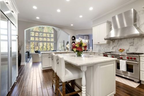 5625 Cross Gate Dr, Atlanta GA 30327-4815 exterior