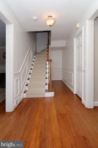 827 Royal St, Alexandria VA  22314-4340 exterior