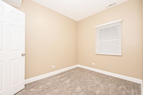 1936 13 Ave, Broadview IL 60155-3176 exterior