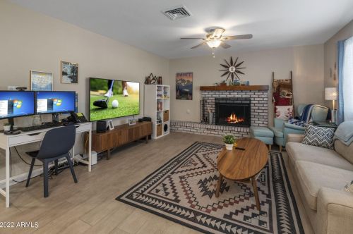 1314 Shannon St, Chandler AZ 85226-5872 exterior