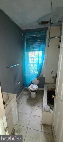 41 Pearl St, Trenton NJ 08609-1225 exterior