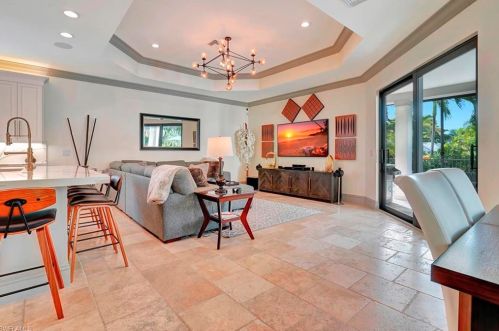 606 Binnacle Dr, Naples FL 34103-2725 exterior