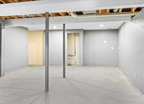 3824 Ml Rd, Joliet IL 60433-2865 exterior