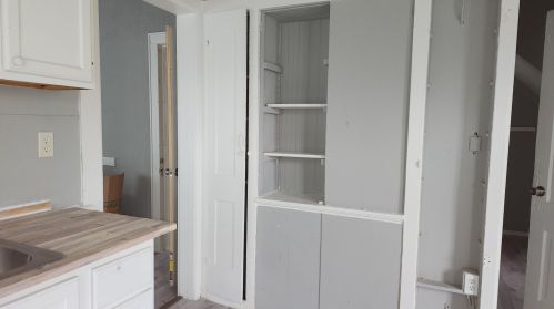 2452 21 St, Milwaukee WI 53206-1557 exterior