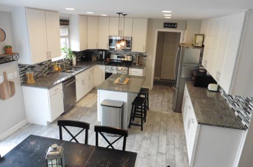 866 Crabapple Dr, Bull Valley IL exterior