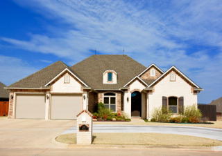 816 Magnolia Dr, Ada, OK 74820-8902