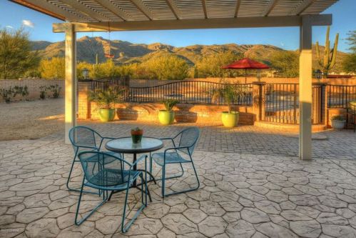 11985 Makohoh Trl, Tucson AZ  85749-8240 exterior