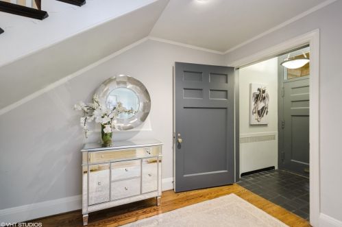 1442 Astor St, Chicago IL  60610-1615 exterior