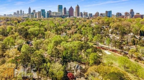 165 Avery Dr, Atlanta GA  30309-2700 exterior