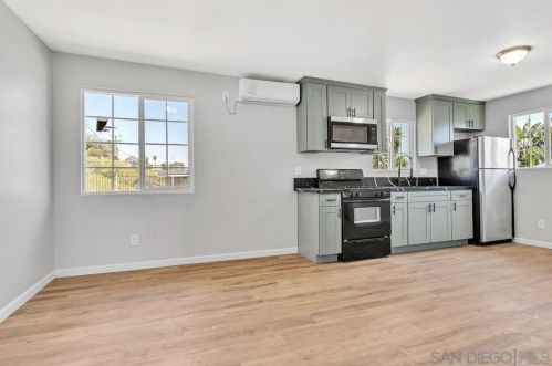 324 28th St, San Diego CA  92102-3125 exterior