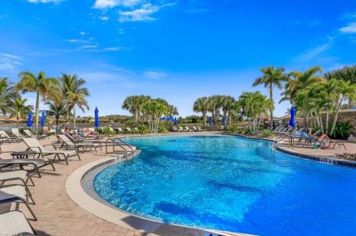 9696 Cobalt Cv Cir, Naples FL 34120-4665 exterior