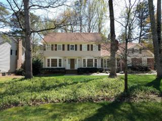 4720 Olde Village Ln, Atlanta, GA 30338-5124