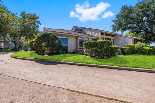 49 April Point Dr, Montgomery TX  77356-5816 exterior