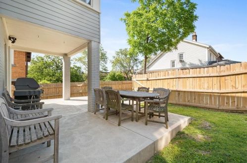 1233 Biltmore Ave, Pittsburgh PA  15216-2354 exterior