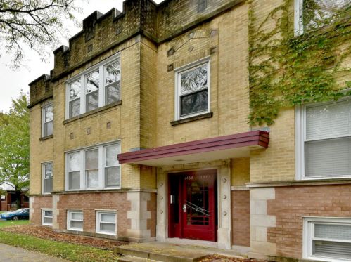 4438 Linder Ave, Chicago, IL 60630-3548