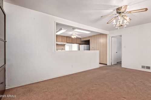 8301 28th Dr, Phoenix AZ 85051-8464 exterior