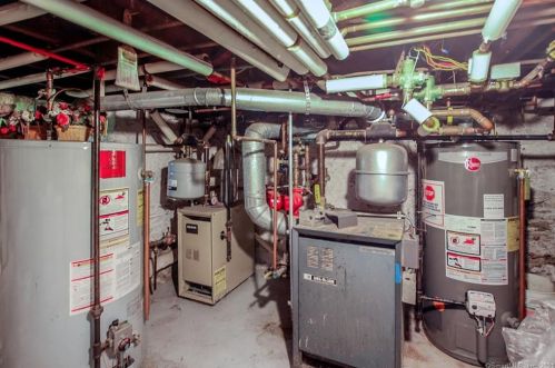 91 Prospect St, Greenwich CT 06830-6820 exterior