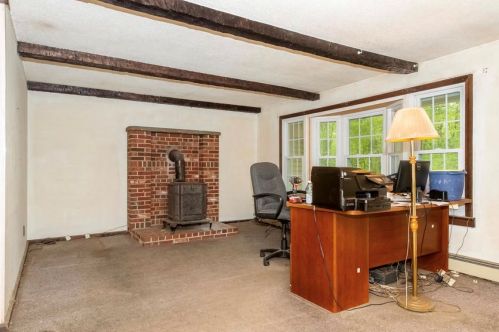 165 Old Concord Tpke, Barrington NH 03825-5153 exterior