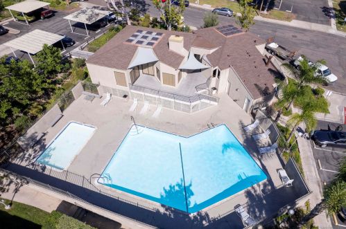 10894 Caravelle Pl, San Diego CA 92124-2039 exterior