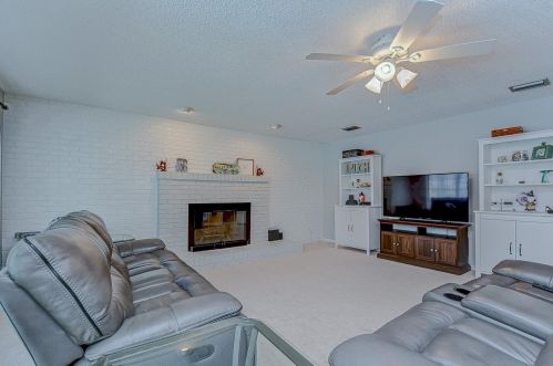 4219 Cartnal Ave, Tampa FL  33618-8600 exterior