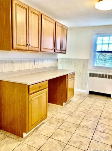 305 Mcclintock St, New Britain CT  06053-2016 exterior