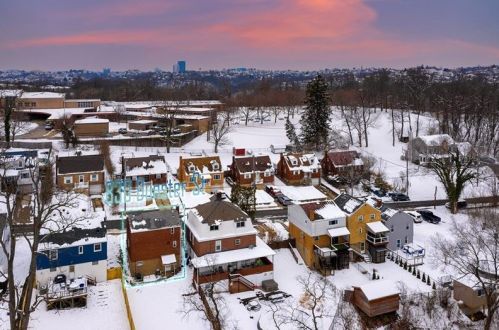 830 Dunster St, Pittsburgh, PA 15226-1427